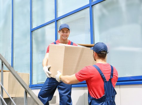 Local home moving team helping with a Croydon property move