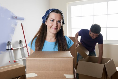 Man and van support for flat moves and storage runs in Croydon